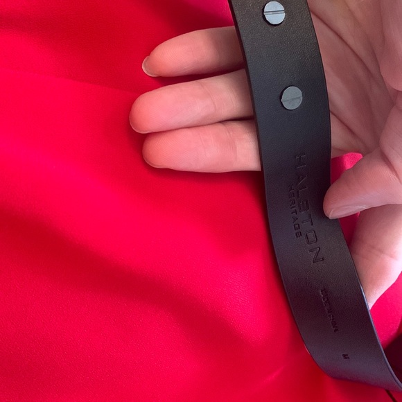 Halston Heritage Red Belted Crepe Cold Shoulder Sheath Dress Sz 6 - Picture 9 of 17